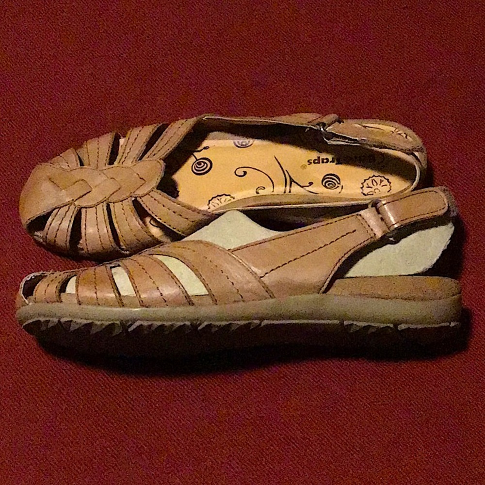 Bare Traps 8 1/2 Sandals